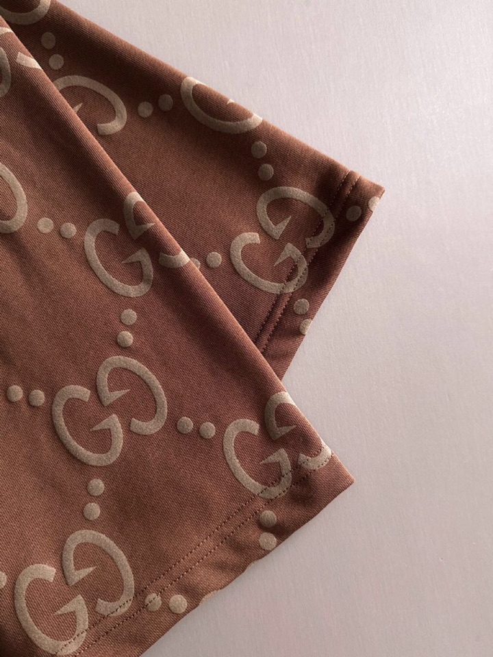  Gucci 古奇2025夏季最新品，同步有售，原单狠货，时尚休闲短裤，采用进口原版面料，顶级刺绣🪡工艺