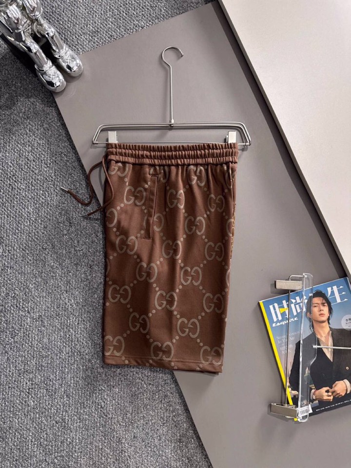  Gucci 古奇2025夏季最新品，同步有售，原单狠货，时尚休闲短裤，采用进口原版面料，顶级刺绣🪡工艺
