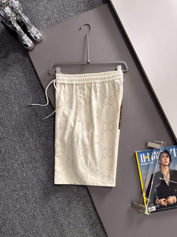  Gucci 古奇2025夏季最新品，同步有售，原单狠货，时尚休闲短裤，采用进口原版面料，顶级刺绣🪡工艺