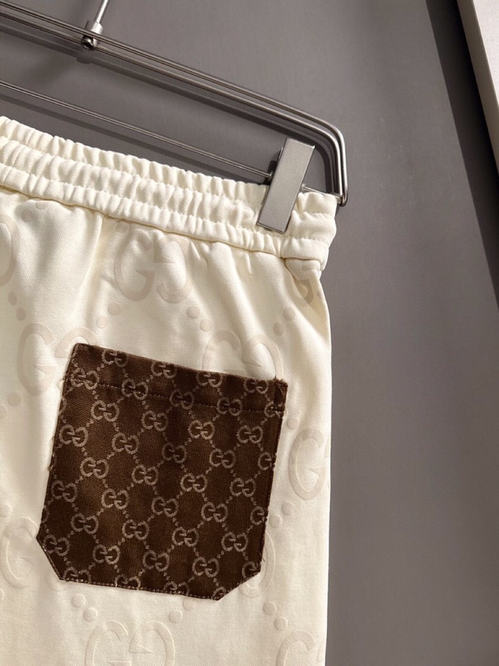  Gucci 古奇2025夏季最新品，同步有售，原单狠货，时尚休闲短裤，采用进口原版面料，顶级刺绣🪡工艺