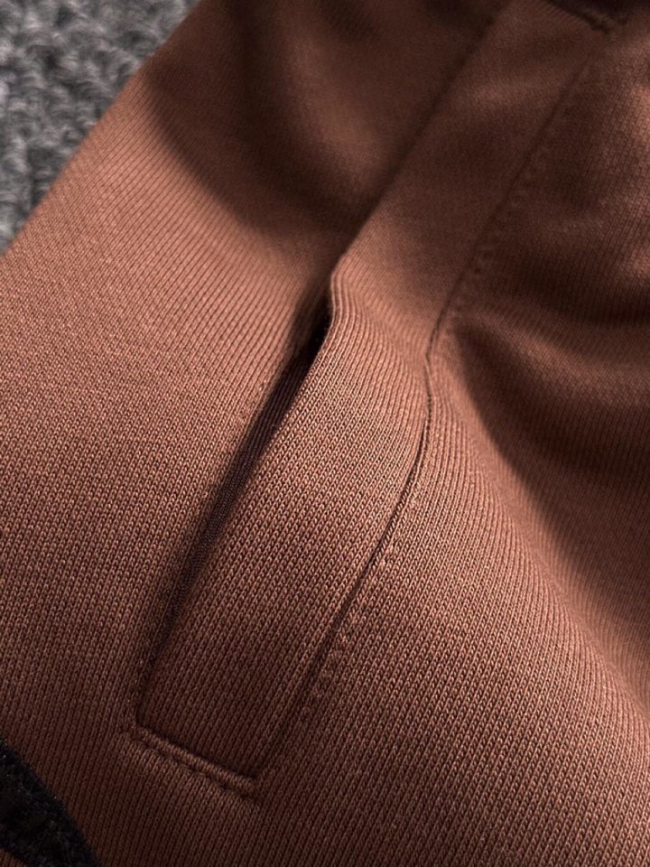  Gucci 古奇2025夏季最新品，同步有售，原单狠货，时尚休闲短裤，采用进口原版面料，顶级刺绣🪡工艺