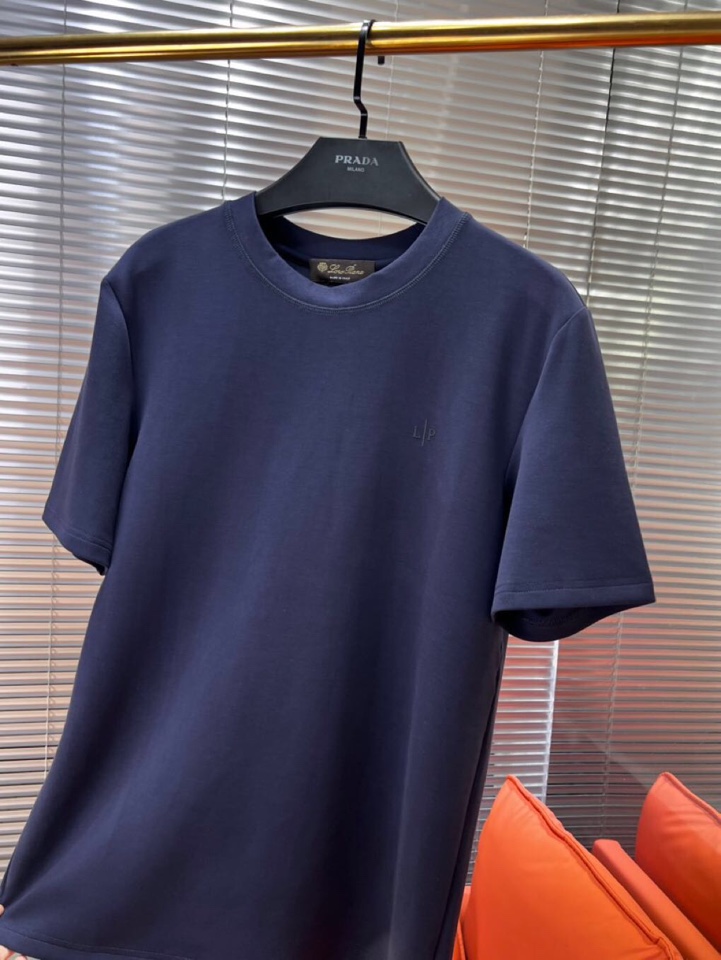  Loro Piana 诺悠翩雅lP🆕 新品时尚短袖圆领T恤，简约时尚老钱风单品设计，天丝棉+聚酯纤维面