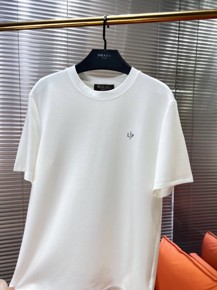  Loro Piana 诺悠翩雅lP🆕 新品时尚短袖圆领T恤，简约时尚老钱风单品设计，天丝棉+聚酯纤维面
