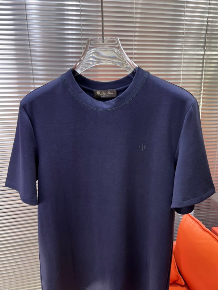  Loro Piana 诺悠翩雅lP🆕 新品时尚短裤圆领套装，简约时尚老钱风单品设计，天丝棉+聚酯纤维面