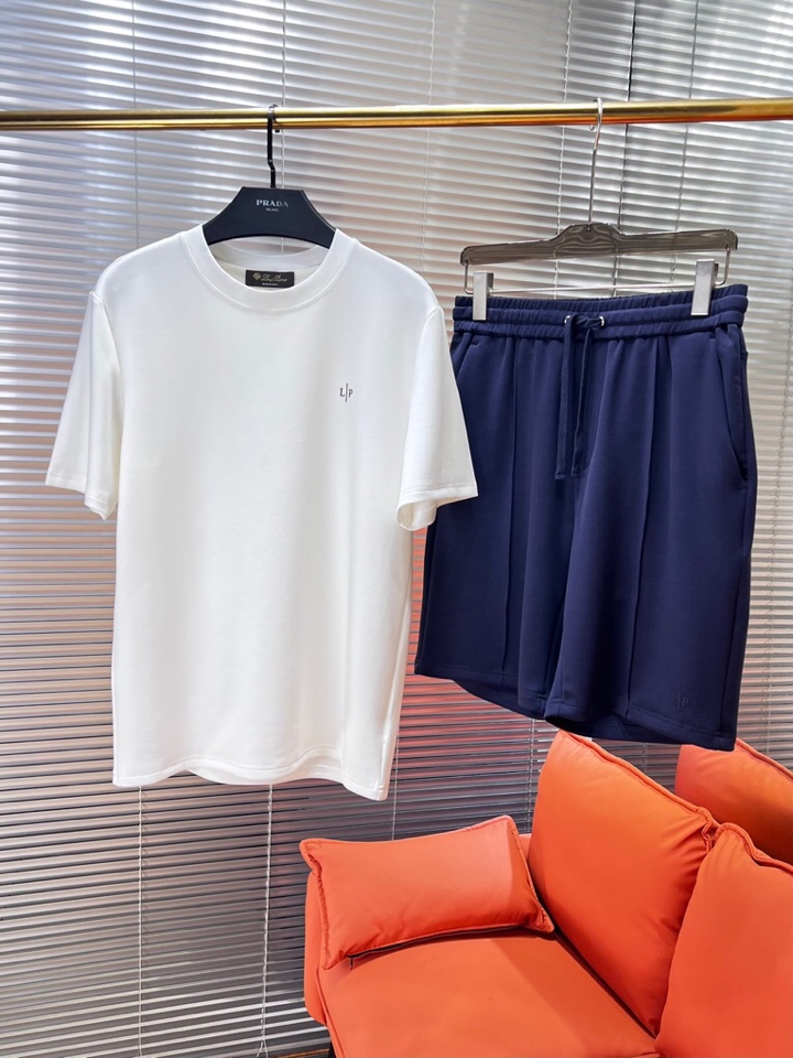  Loro Piana 诺悠翩雅lP🆕 新品时尚短裤圆领套装，简约时尚老钱风单品设计，天丝棉+聚酯纤维面