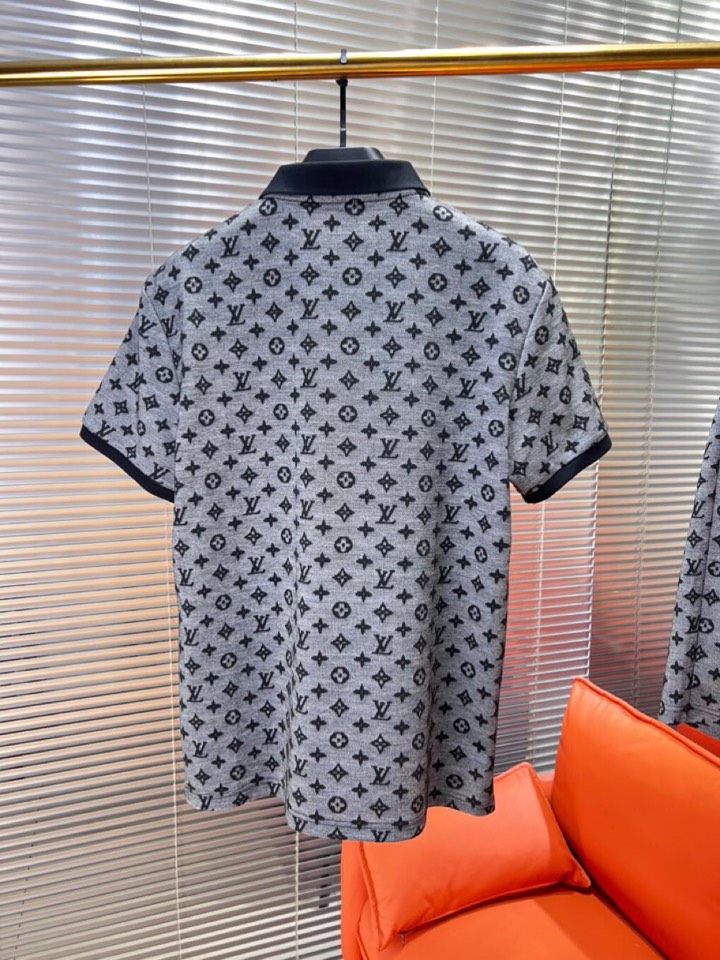  Louis Vuitton 路易威登LV 驴牌2025春夏最新款男女同款情侣款翻领套装，定制老花log