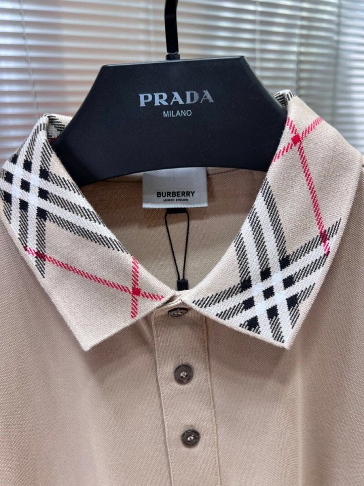  Burberry 巴宝莉25春夏新款男士撞色珠地网眼棉短袖翻领T恤Polo衫，原版珠地棉面料，可商务可