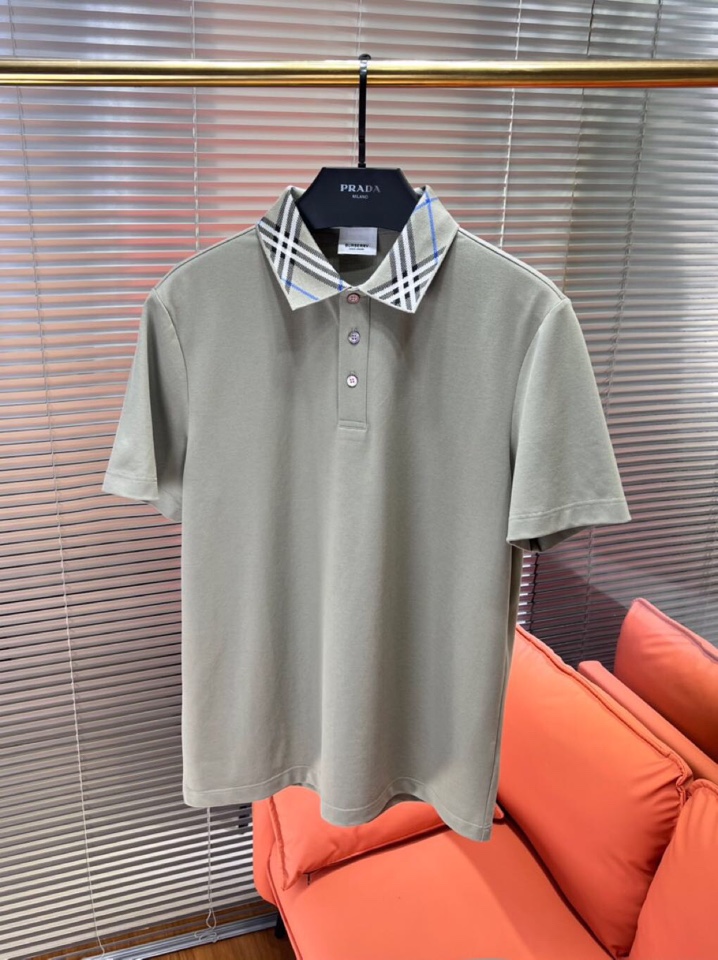  Burberry 巴宝莉25春夏新款男士撞色珠地网眼棉短袖翻领T恤Polo衫，原版珠地棉面料，可商务可