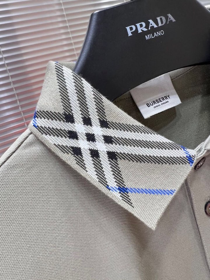  Burberry 巴宝莉25春夏新款男士撞色珠地网眼棉短袖翻领T恤Polo衫，原版珠地棉面料，可商务可