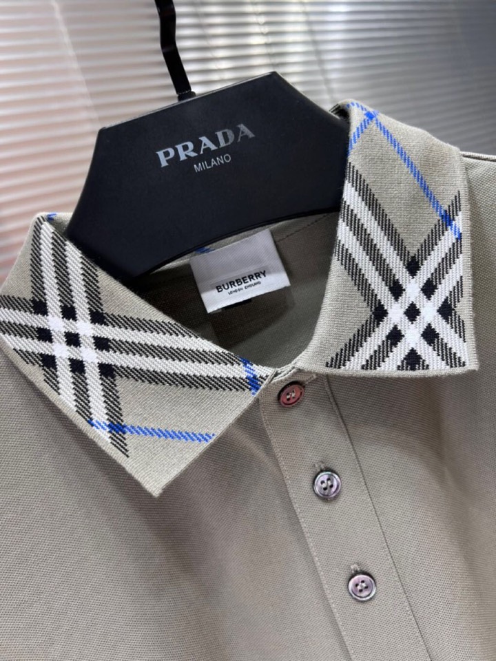  Burberry 巴宝莉25春夏新款男士撞色珠地网眼棉短袖翻领T恤Polo衫，原版珠地棉面料，可商务可