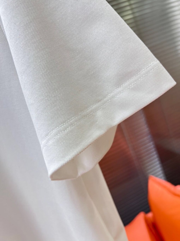  Burberry 巴宝莉25春夏新款男士撞色珠地网眼棉短袖翻领T恤Polo衫，原版珠地棉面料，可商务可