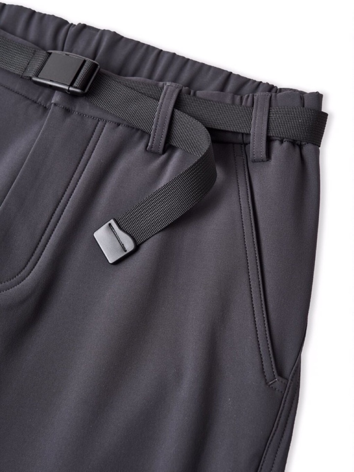  (Arcteryx）始祖鸟2025秋冬一条通勤休闲裤，轻户外与城市机能风融为一体的裤子。甄选用日本东丽