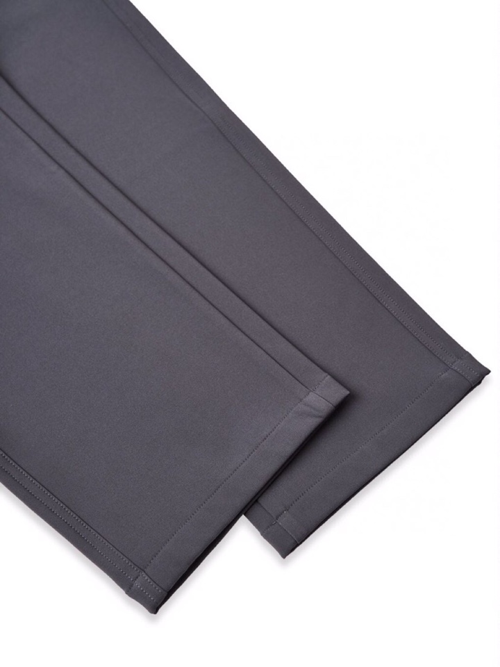  (Arcteryx）始祖鸟2025秋冬一条通勤休闲裤，轻户外与城市机能风融为一体的裤子。甄选用日本东丽