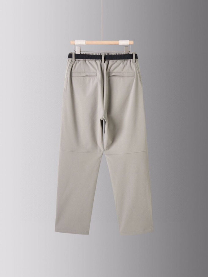  (Arcteryx）始祖鸟2025秋冬一条通勤休闲裤，轻户外与城市机能风融为一体的裤子。甄选用日本东丽