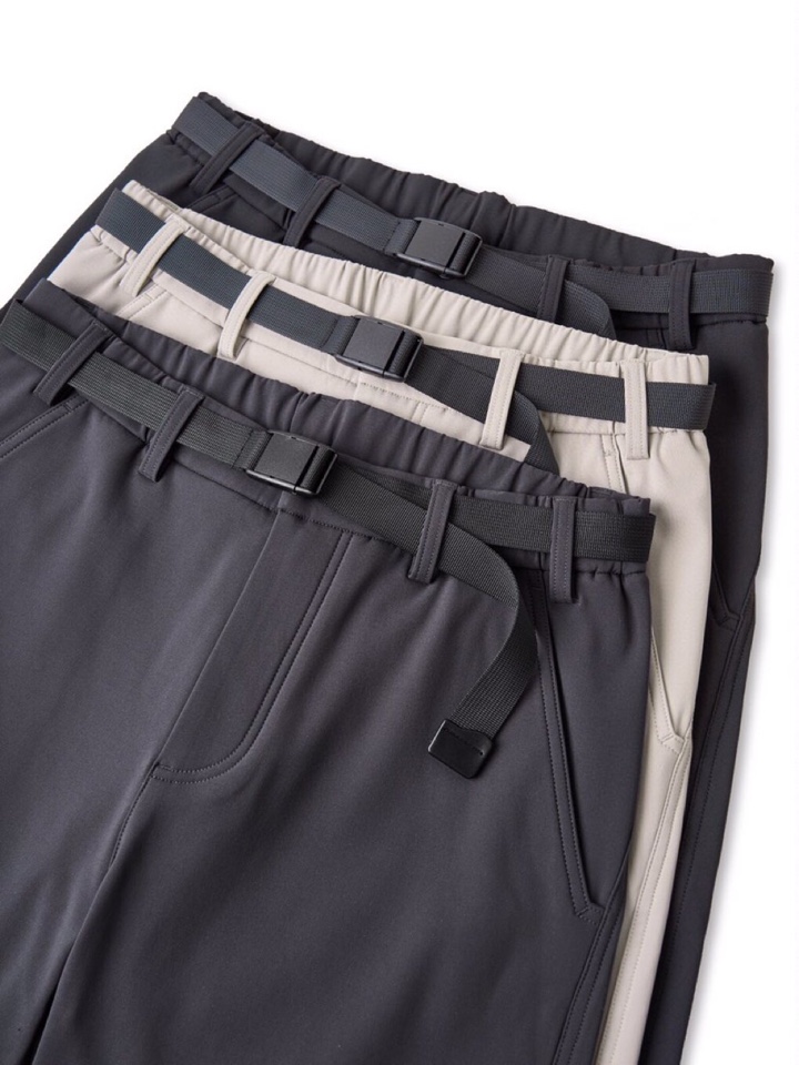  (Arcteryx）始祖鸟2025秋冬一条通勤休闲裤，轻户外与城市机能风融为一体的裤子。甄选用日本东丽