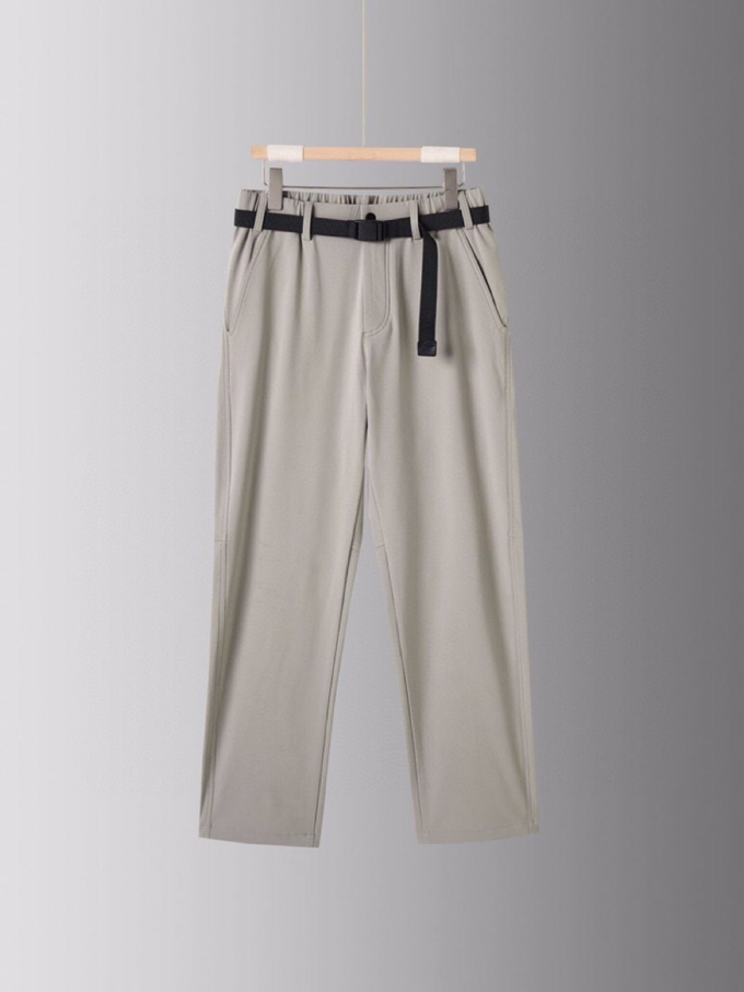  (Arcteryx）始祖鸟2025秋冬一条通勤休闲裤，轻户外与城市机能风融为一体的裤子。甄选用日本东丽