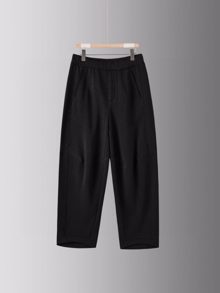  (Arcteryx）始祖鸟2025秋冬街头松弛的日系风休闲裤，注意细节与上身效果，以设计感与细节控吸引