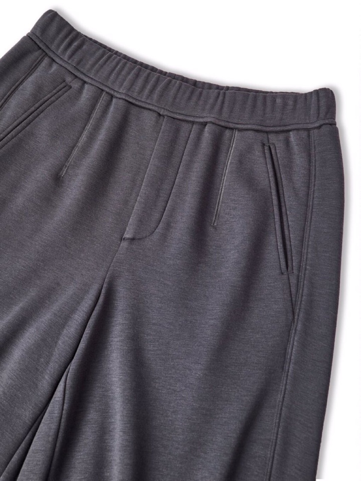  (Arcteryx）始祖鸟2025秋冬街头松弛的日系风休闲裤，注意细节与上身效果，以设计感与细节控吸引