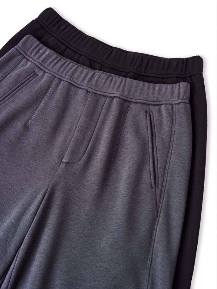  (Arcteryx）始祖鸟2025秋冬街头松弛的日系风休闲裤，注意细节与上身效果，以设计感与细节控吸引