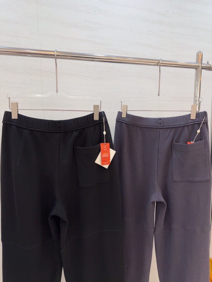  (Arcteryx）始祖鸟2025秋冬STUDIOUS TOKYO日本潮买店。街头松弛的日系风休闲裤，