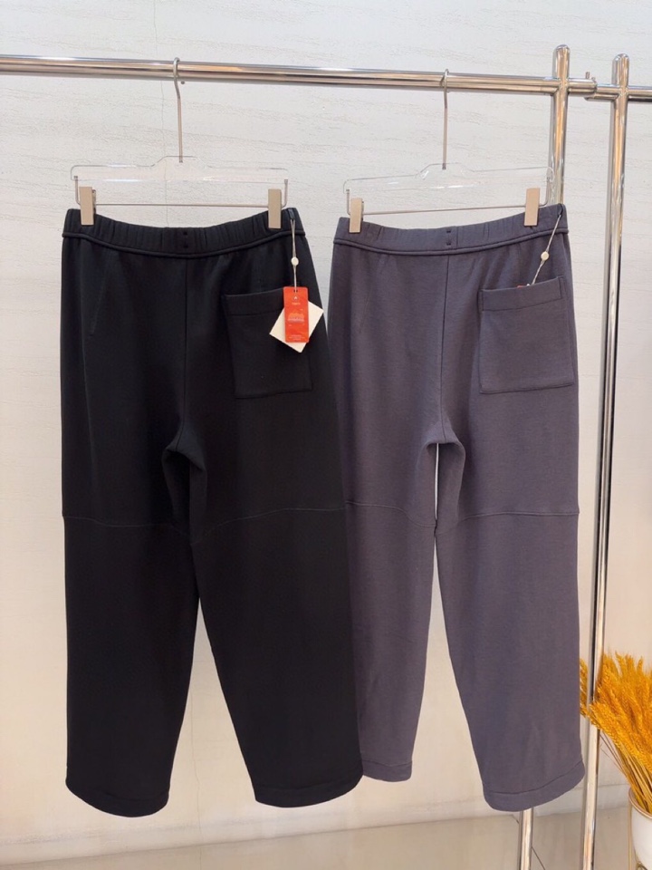  (Arcteryx）始祖鸟2025秋冬STUDIOUS TOKYO日本潮买店。街头松弛的日系风休闲裤，