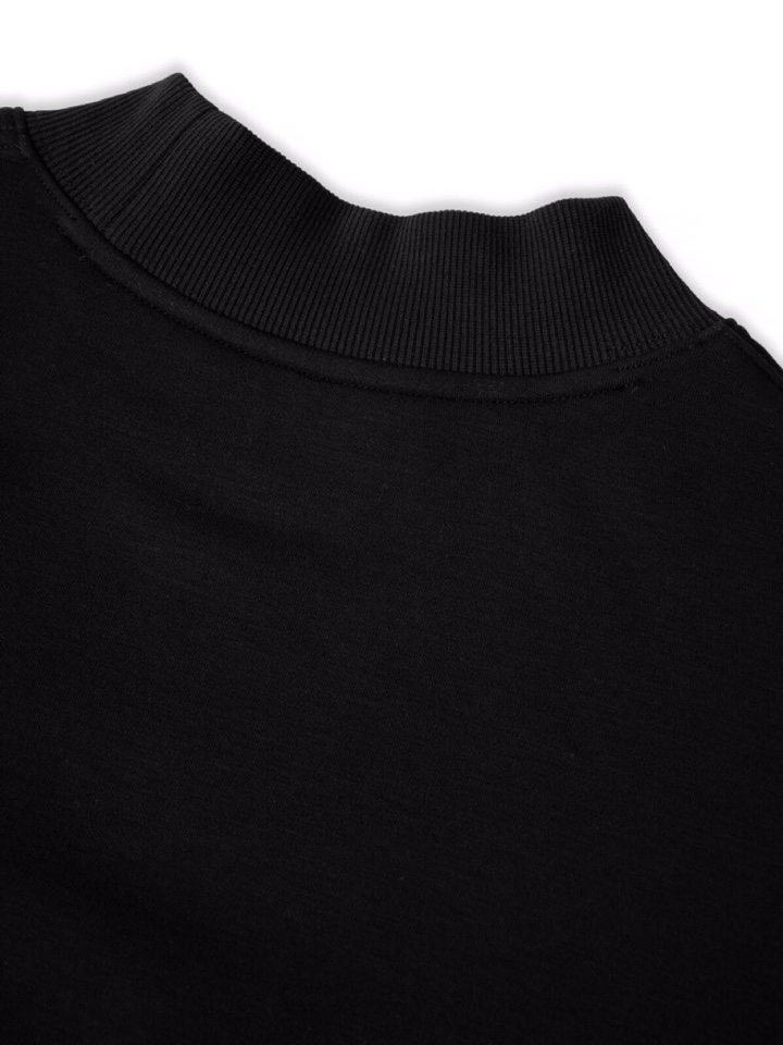  (Arcteryx）始祖鸟2025秋冬STUDIOUS TOKYO日本潮买店小立领卫衣。中性风高领设计