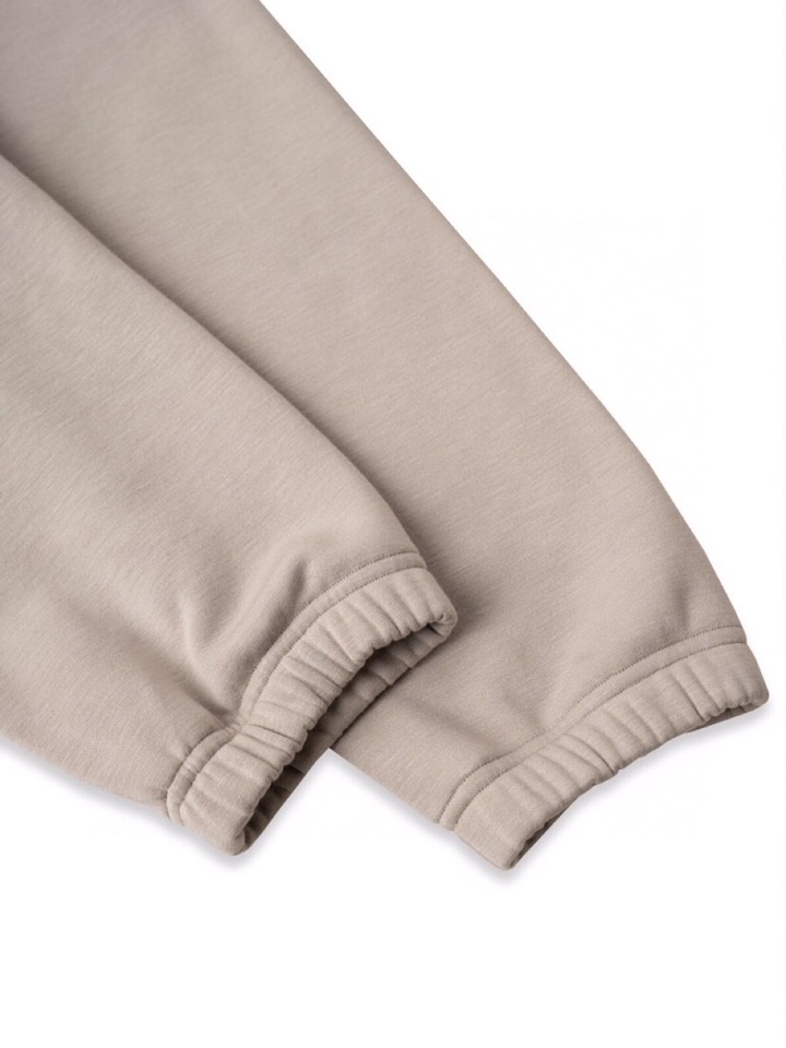  (Arcteryx）始祖鸟2025秋冬STUDIOUS TOKYO日本潮买店小立领卫衣。中性风高领设计