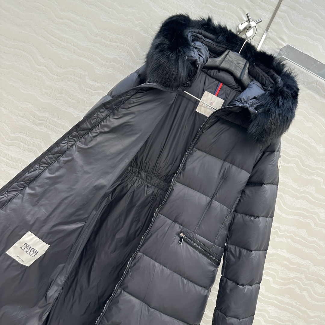 高端原单品质！Mo经典必入爆款BOEDIC连帽羽绒服！认准我家版本，定制进口芬兰超大狐狸🦊毛毛大毛领可拆