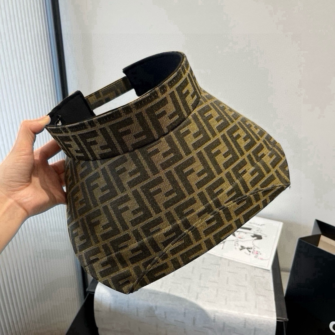 🆕

FD芬迪空顶鸭舌帽，遮阳帽，鸭舌帽，原单品质