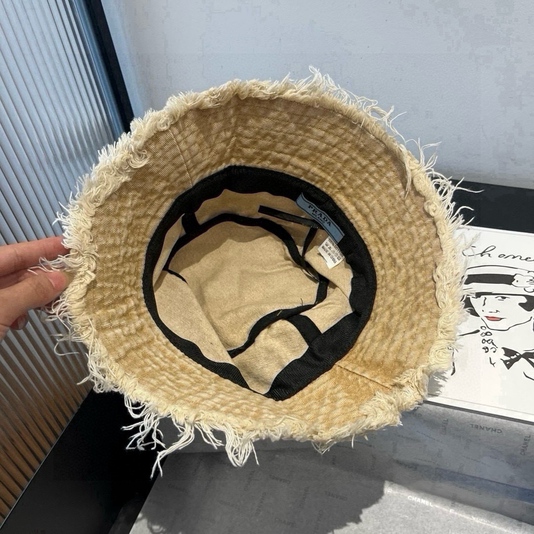 🆕

普拉达新款牛仔渔夫帽，头围57cm