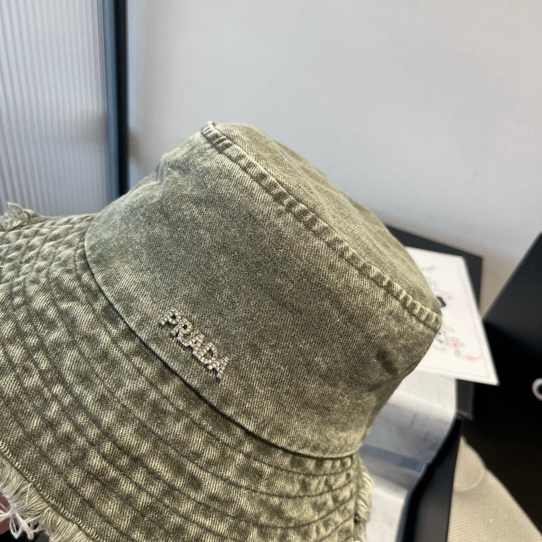 🆕

普拉达新款牛仔渔夫帽，头围57cm