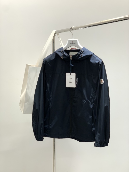 Moncler Women's Fashionable Hooded Jacket - Comfortable & Stylish Outerwear 1 Moncler Women's Fashionable Hooded Jacket - Comfortable & Stylish Outerwear