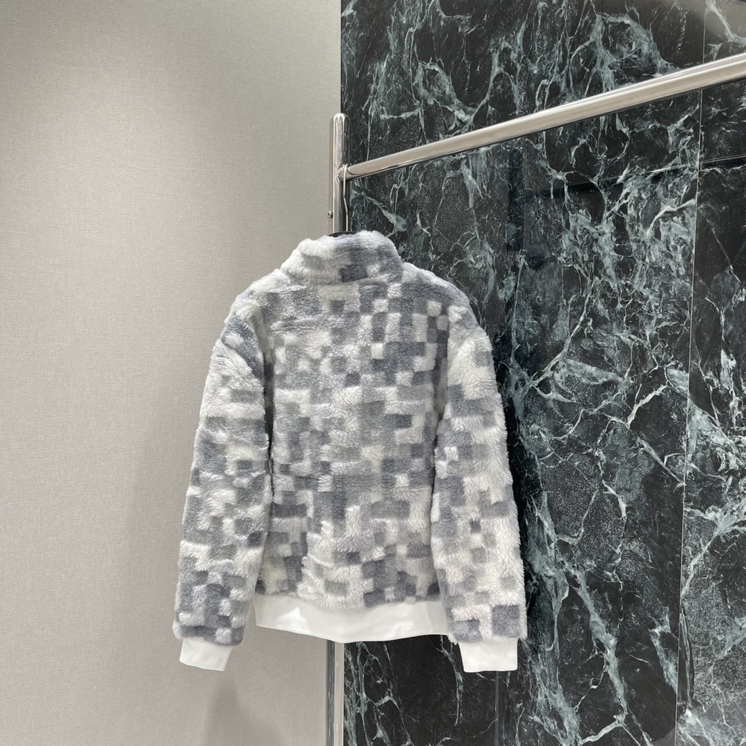 
路易 25早秋新款 羊羔绒拉链夹克外套 YB定制马赛克罗纹拼接!环保人造毛 减龄少女气质帅气又时髦!经