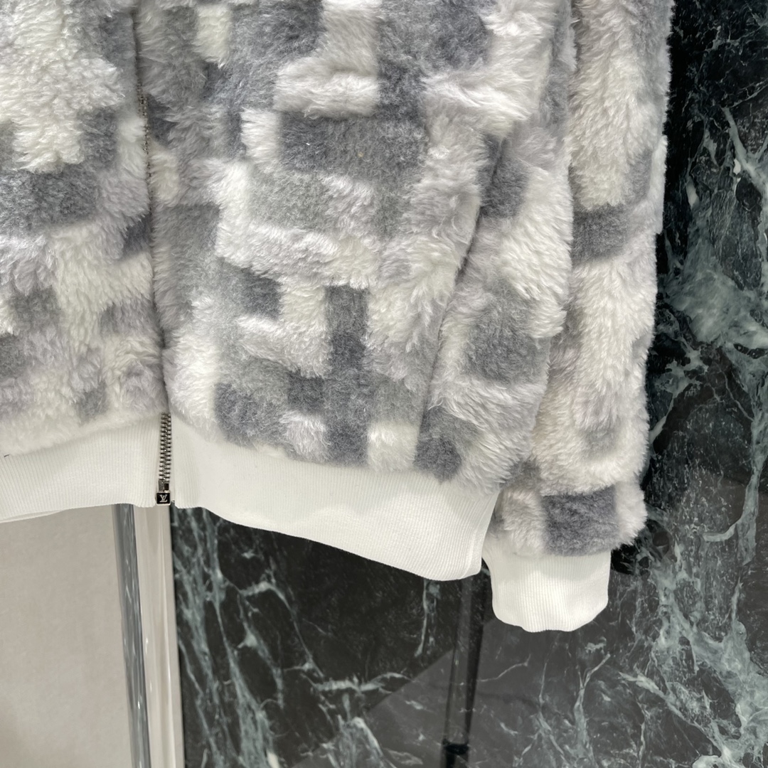 
路易 25早秋新款 羊羔绒拉链夹克外套 YB定制马赛克罗纹拼接!环保人造毛 减龄少女气质帅气又时髦!经