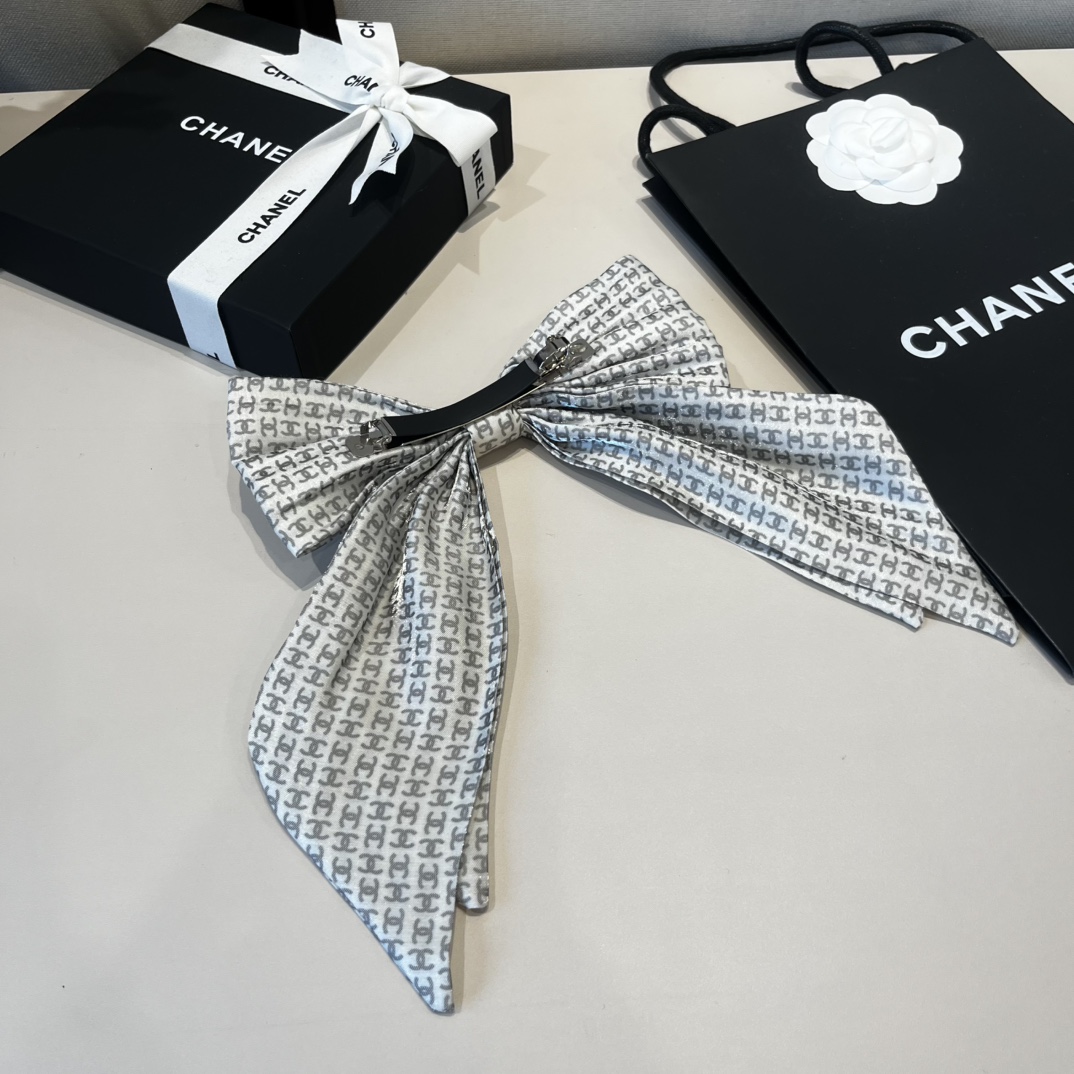 🆕

Chanel香奈儿新款顶夹