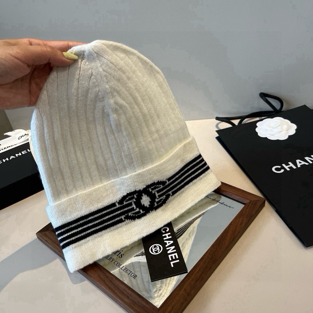 🆕

Chanel香奈儿针织毛线帽