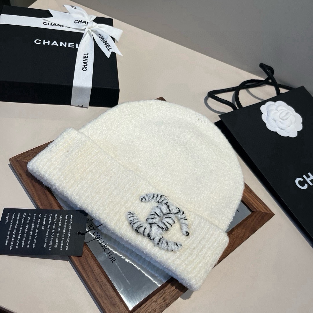 🆕

Chanel香奈儿针织毛线帽