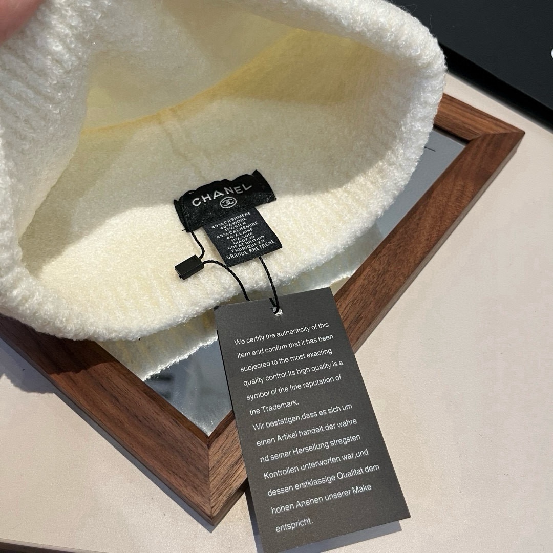 🆕

Chanel香奈儿针织毛线帽