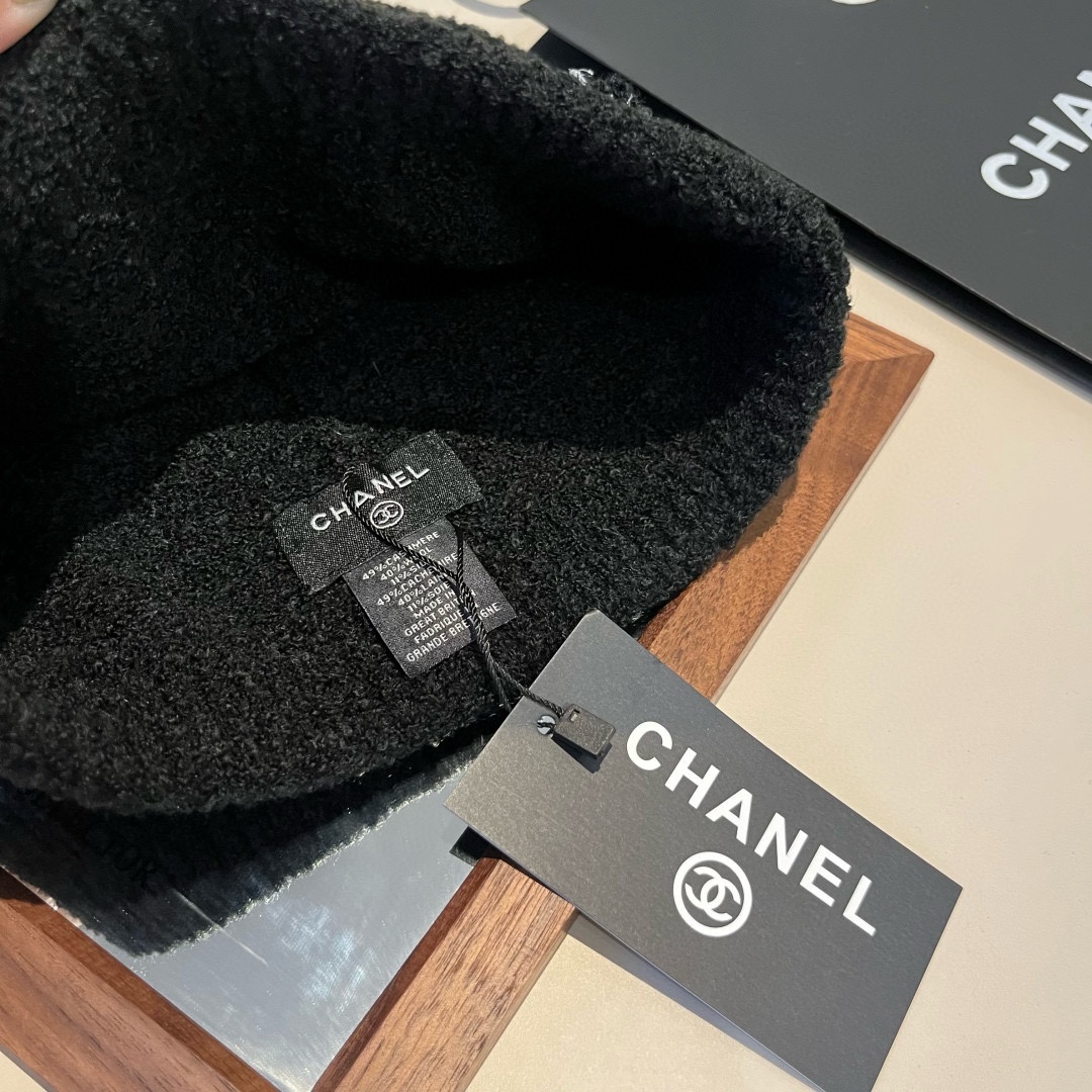 🆕

Chanel香奈儿针织毛线帽