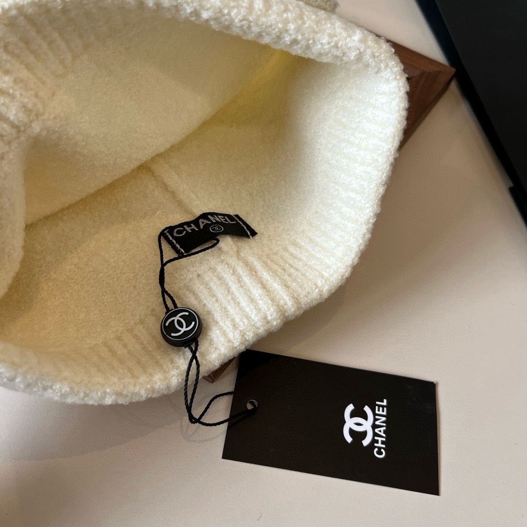 🆕

Chanel香奈儿针织毛线帽