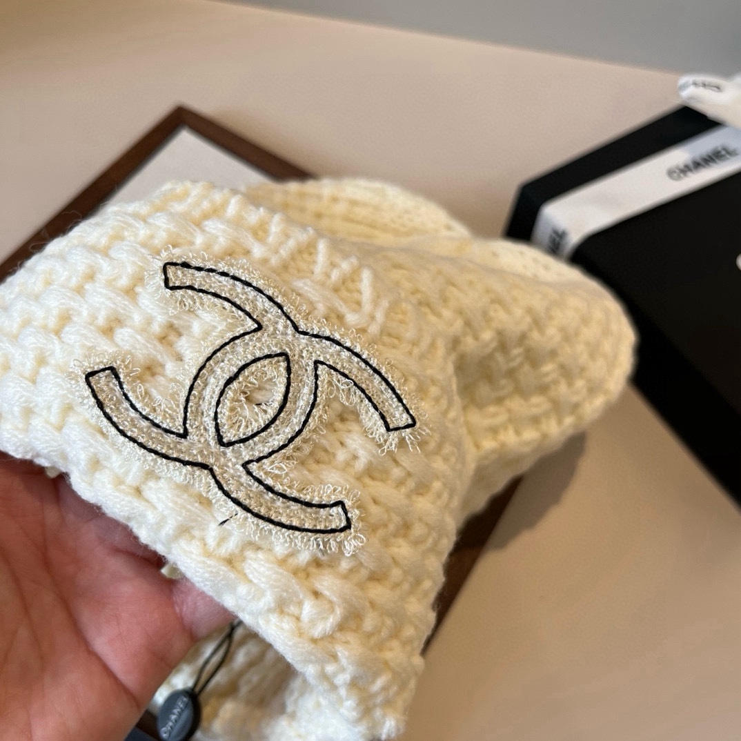 🆕

Chanel香奈儿针织毛线帽