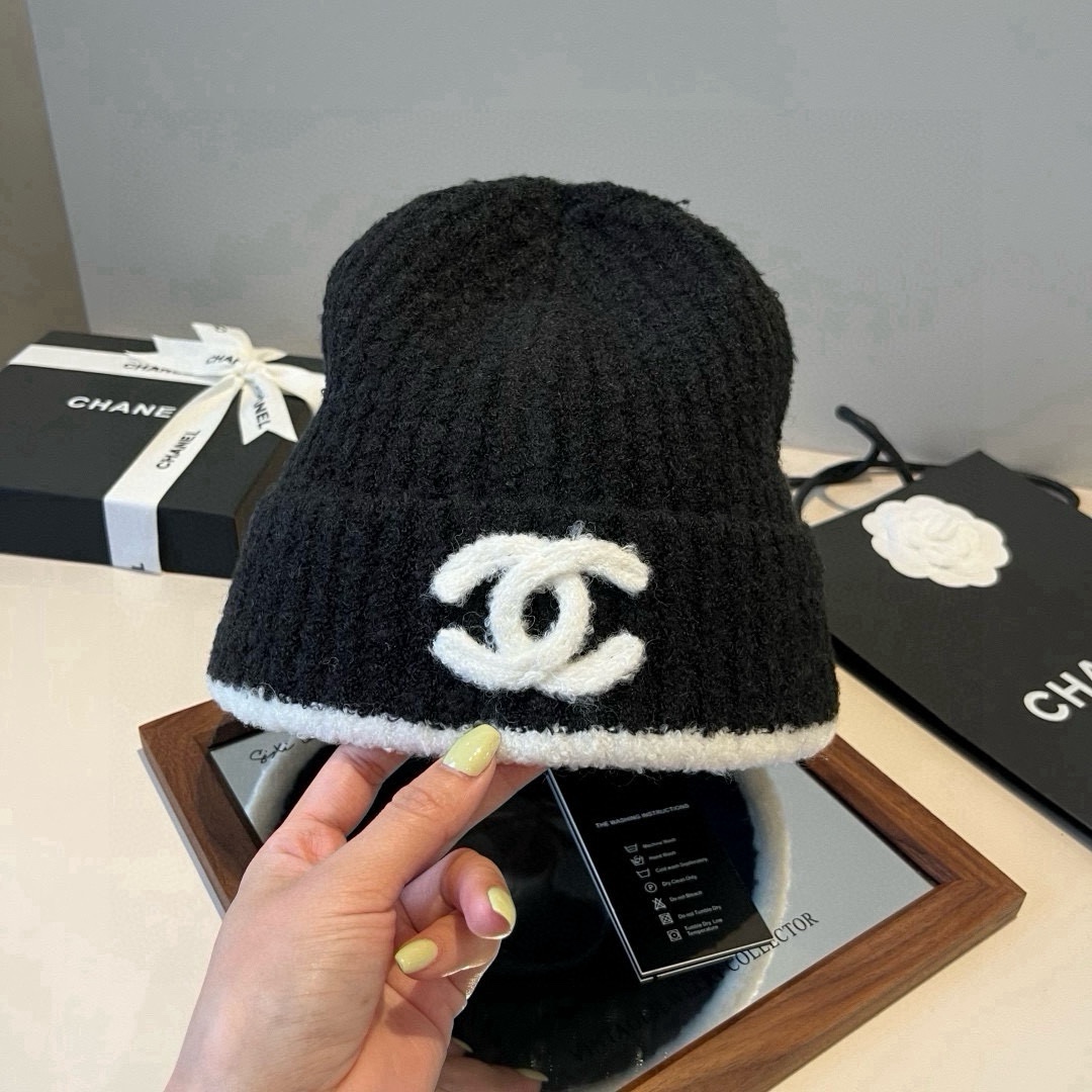 🆕

Chanel香奈儿针织毛线帽
