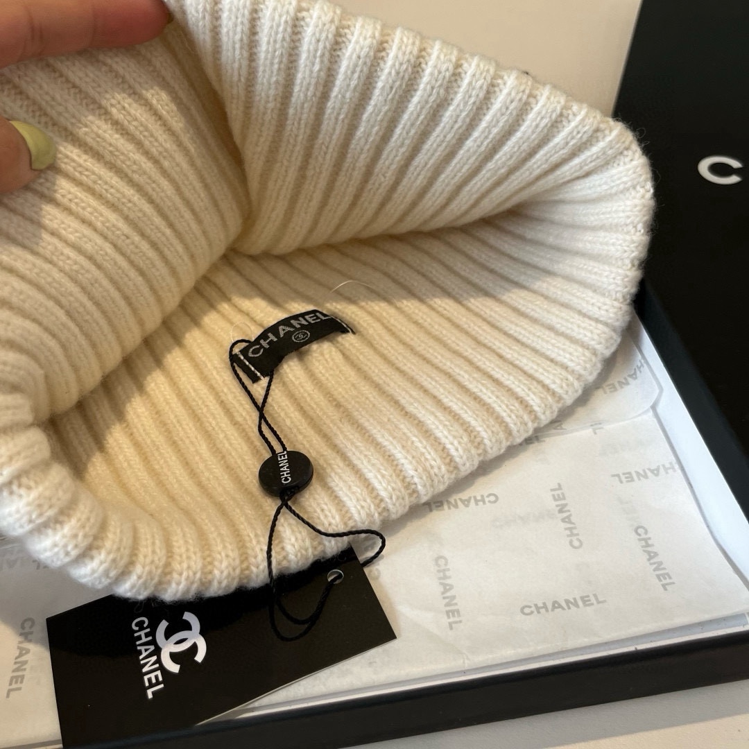 🆕

Chanel香奈儿针织毛线帽