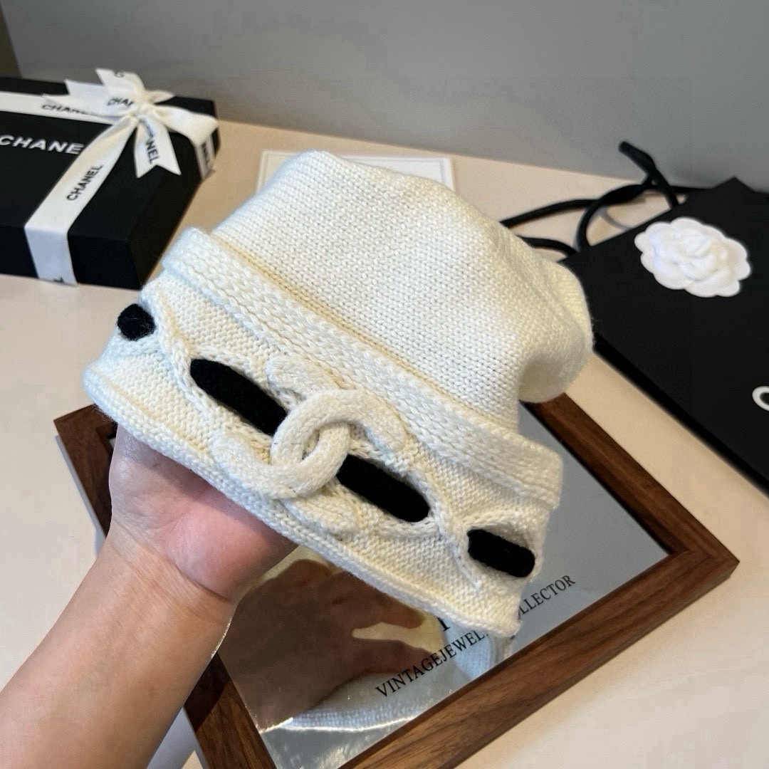 🆕

Chanel香奈儿针织毛线帽