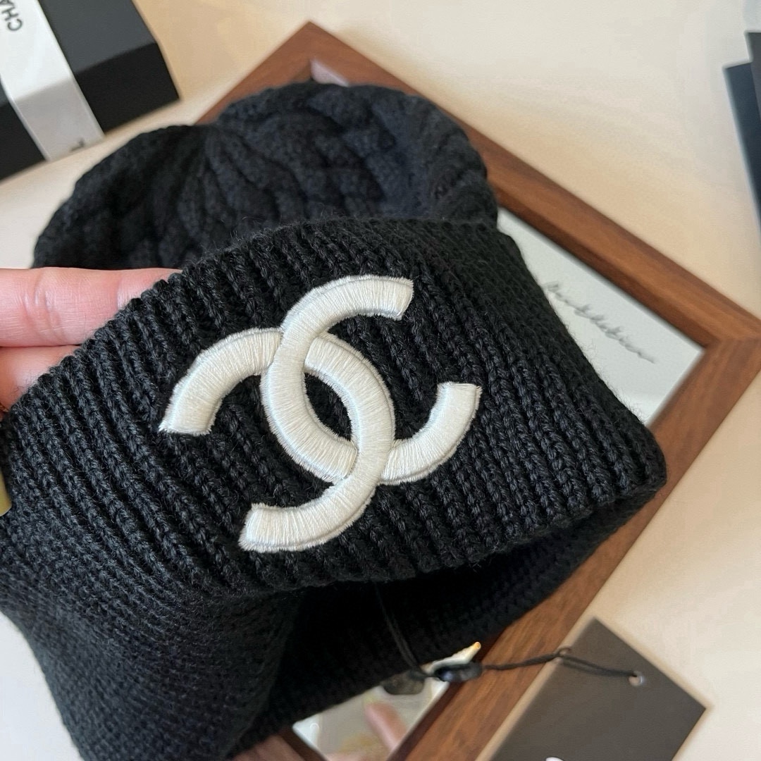 🆕

Chanel香奈儿针织毛线帽