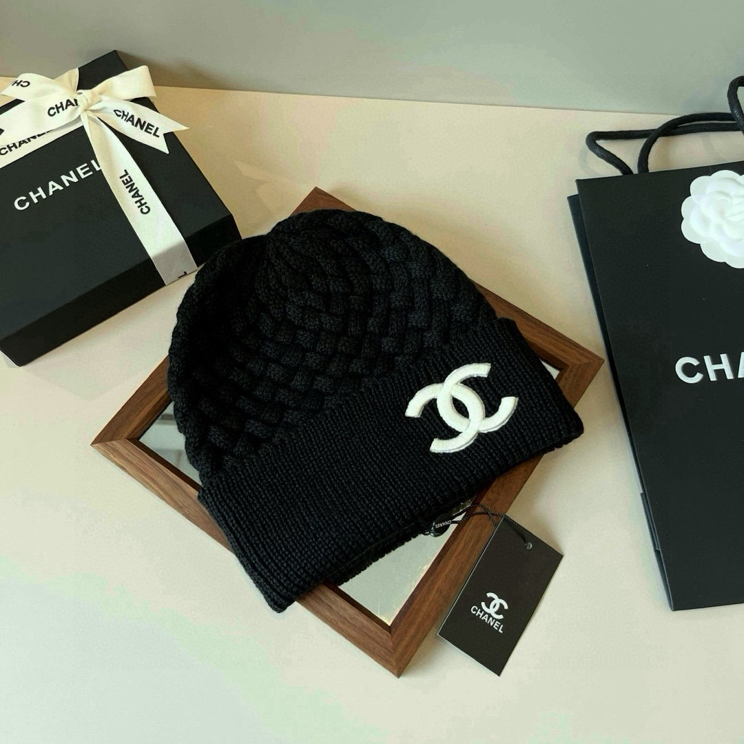 🆕

Chanel香奈儿针织毛线帽