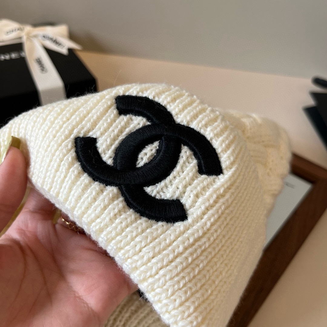 🆕

Chanel香奈儿针织毛线帽