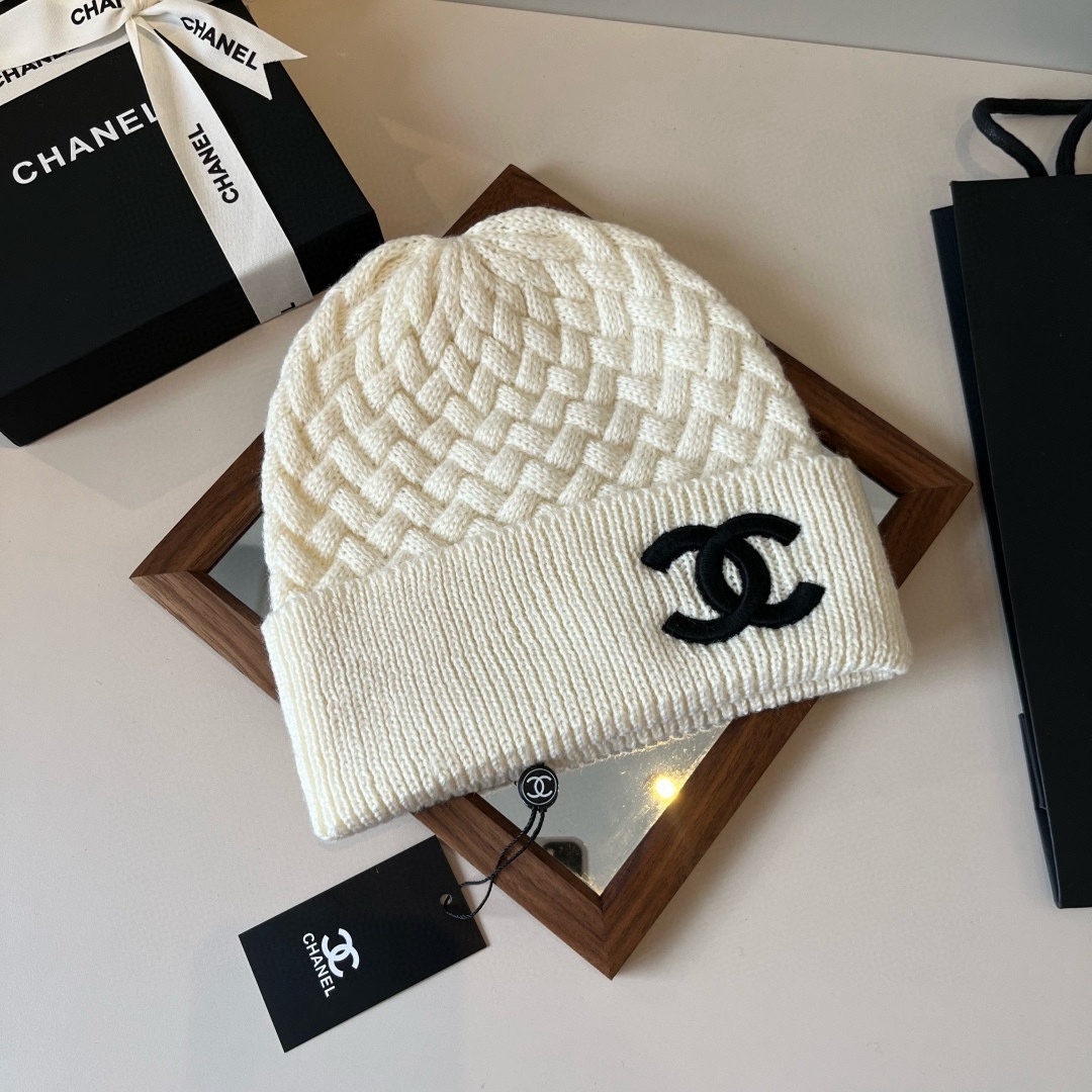 🆕

Chanel香奈儿针织毛线帽