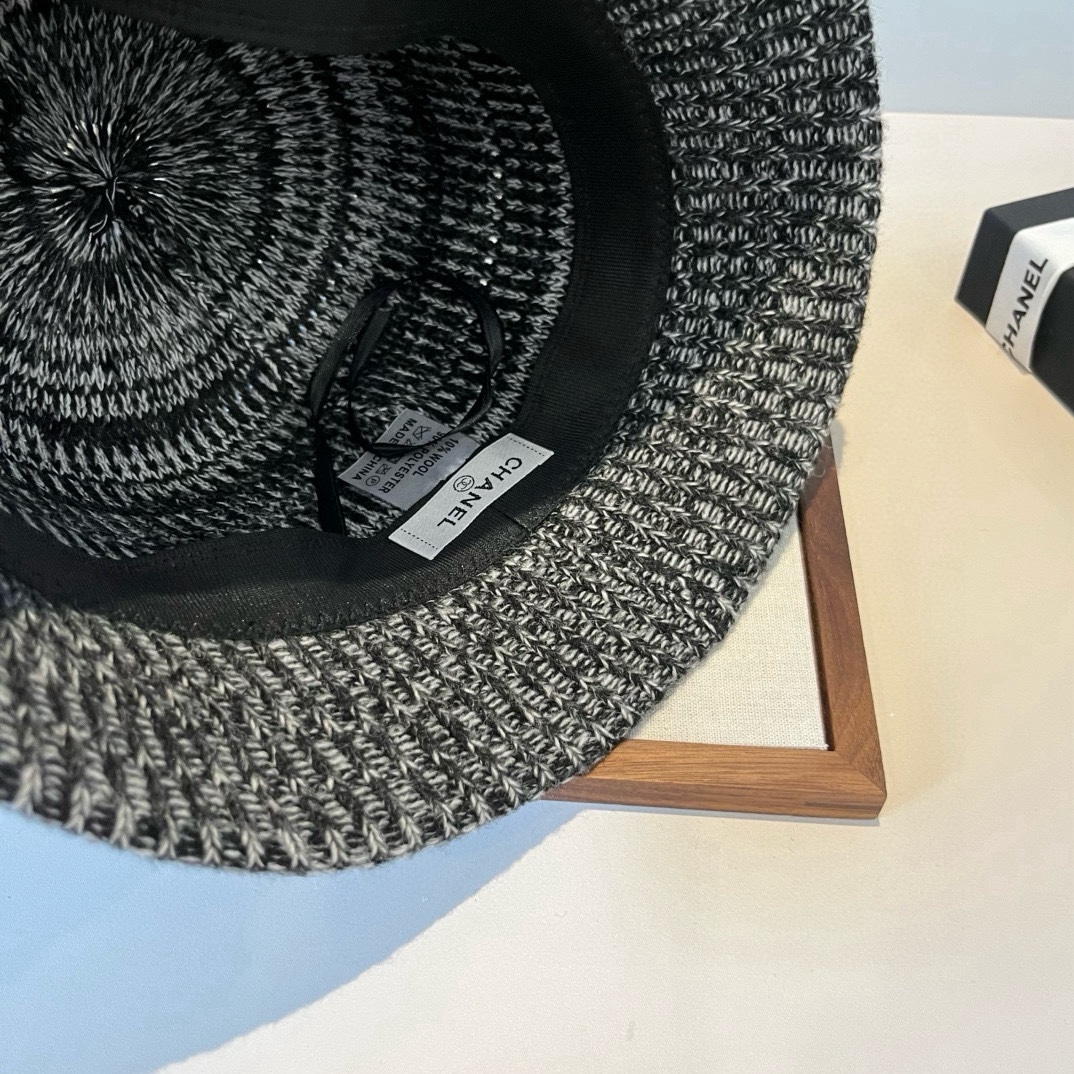 🆕

Chanel香奈儿新款渔夫帽，头围57cm