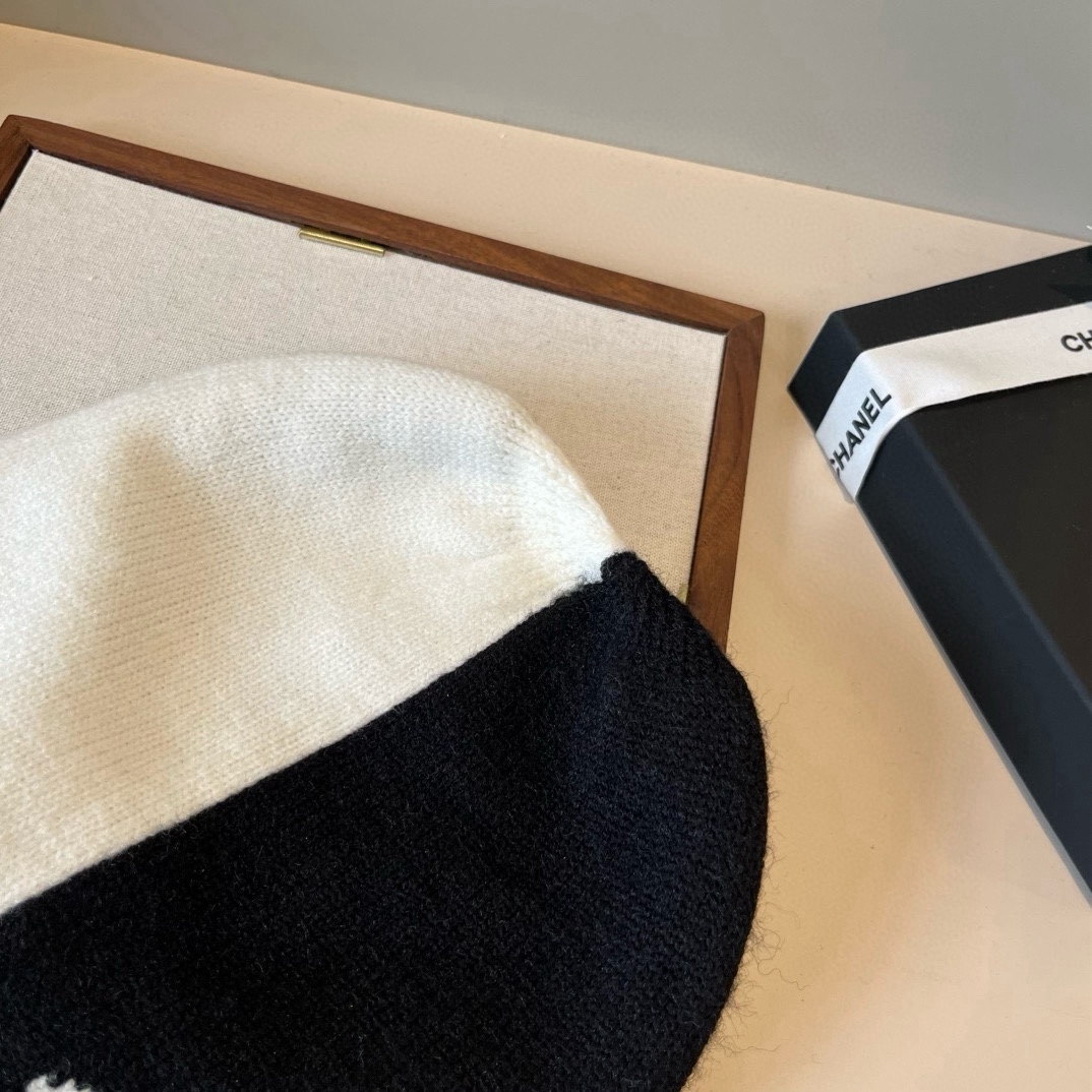 🆕

Chanel香奈儿针织毛线帽